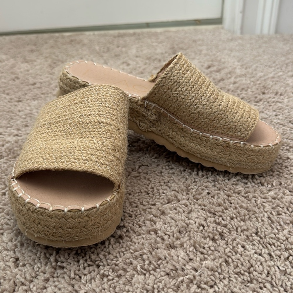 BEACH by Matisse platform slides